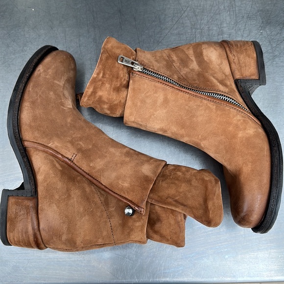 AS98 “Ibsen” in brushed cognac leather. New in box! - Picture 9 of 9